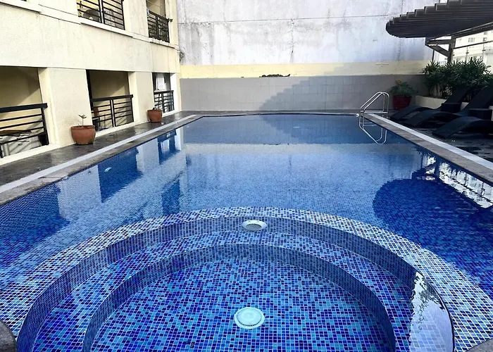 New! Beautiful Studio In Greenbelt Makati Apartamento